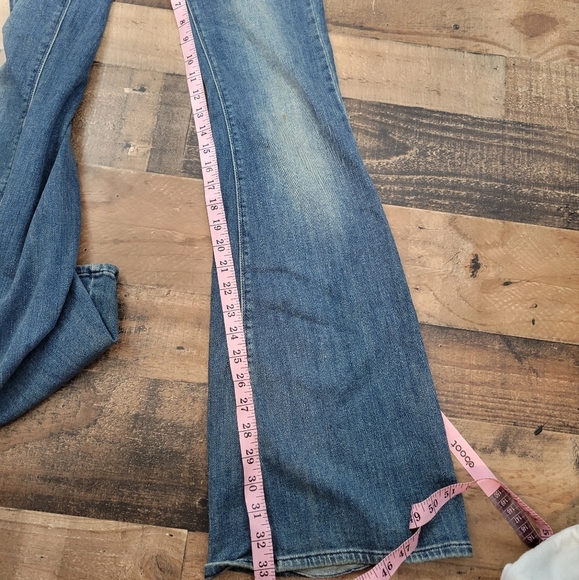 28x34 Madewell Flea Market Flare Jeans - Picture 6 of 8